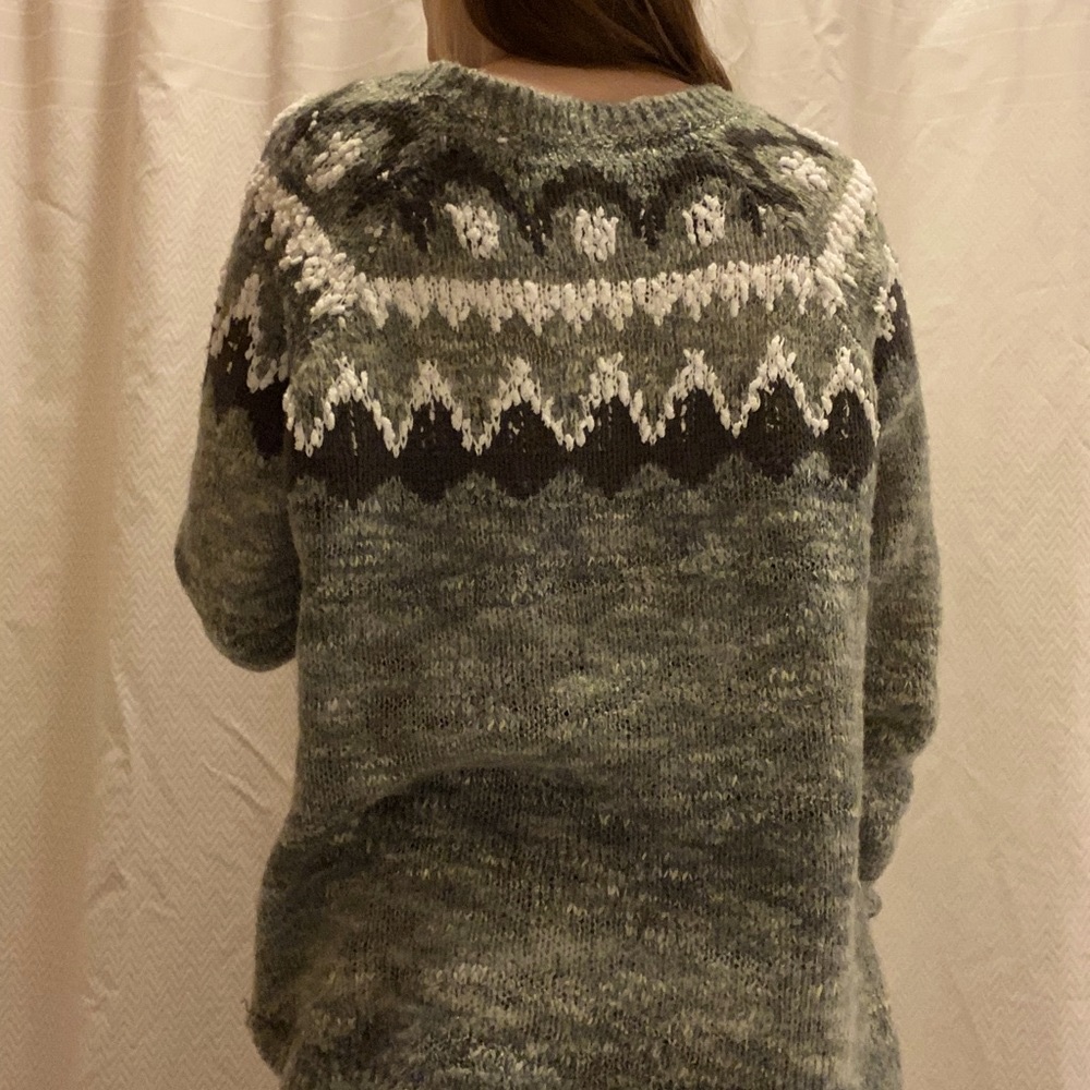 Pattern Knit Sweater - Picture 3 of 3